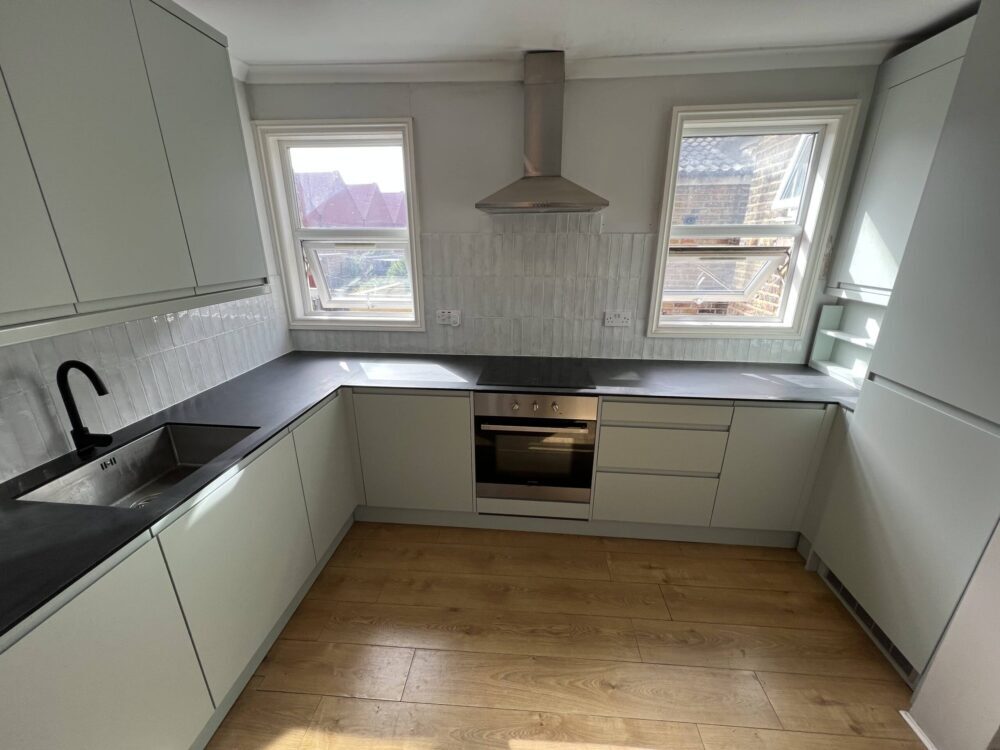 Kitchen Refurbishment - PR Henry Builder Kitchen Refurbishment - PR Henry Builder